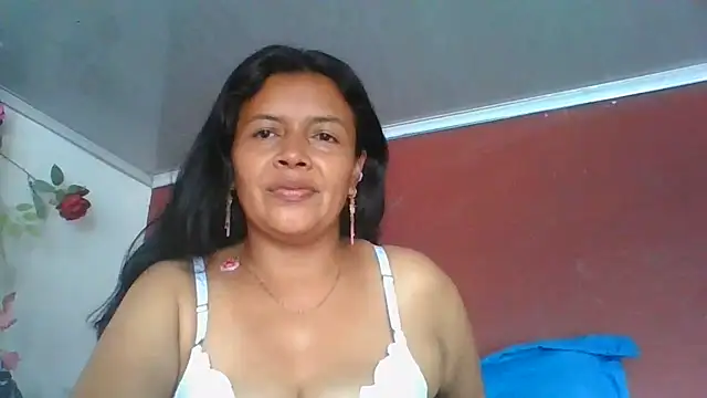 DianaOchoa  online show from July 11, 8:55 pm