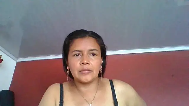 DianaOchoa  online show from July 22, 8:33 pm