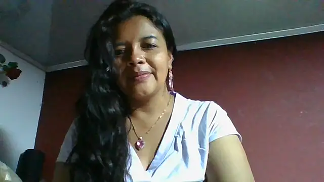 DianaOchoa  online show from July 25, 8:45 am