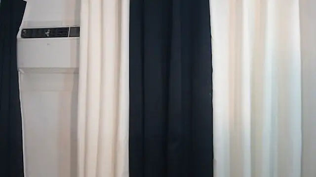 Snapshot of asian_dai chatting on October 22, 3:07 am asian dai online show from October 22, 3:07 am