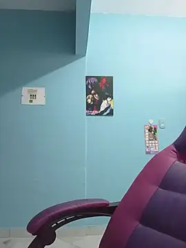 Snapshot of candy__fox_ chatting on December 21, 9:11 pm candy fox online show from December 21, 9:11 pm