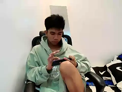 Ur pinoyhotbrix online show from November 21, 5:33 pm