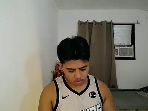 Hugecock2hundle intown online show from November 16, 9:26 am