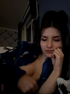 Naughty CrystalXX online show from October 9, 1:25 am