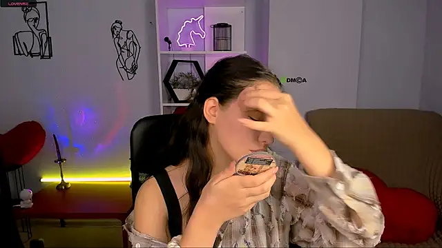 miki-niki online show from November 11, 6:46 am