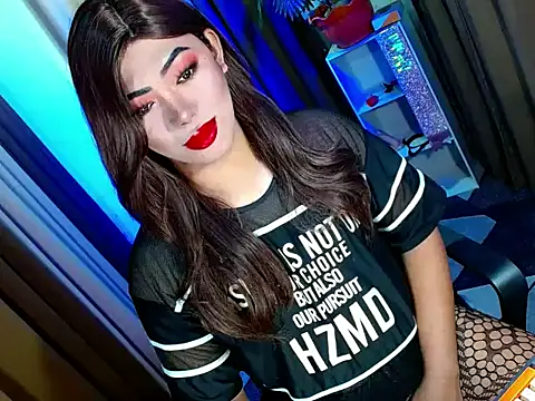 Snapshot of bigfattycocksonya27 chatting on October 28, 3:04 pm bigfattycocksonya27 online show from October 28, 3:04 pm