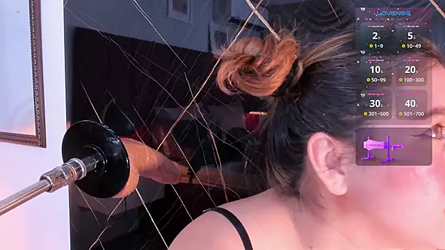 Snapshot of abby_blond_ chatting on November 13, 12:15 pm abby blond online show from November 13, 12:15 pm