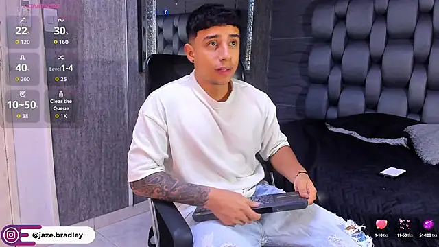 jaze bradley online show from September 16, 11:22 am