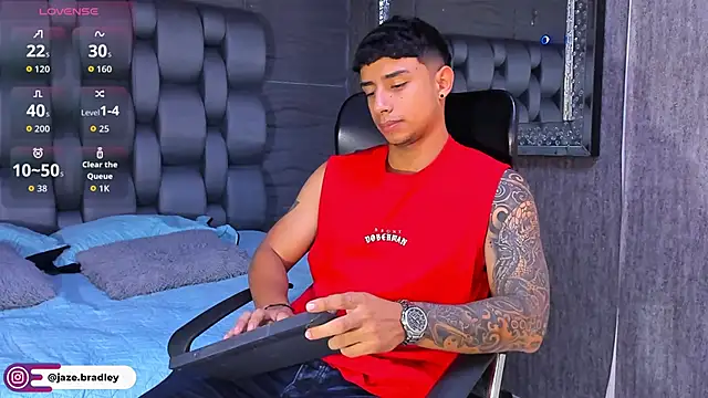 jaze bradley online show from October 16, 11:44 am