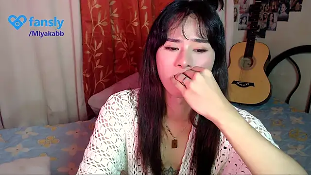 chakababe online show from June 4, 2:06 am