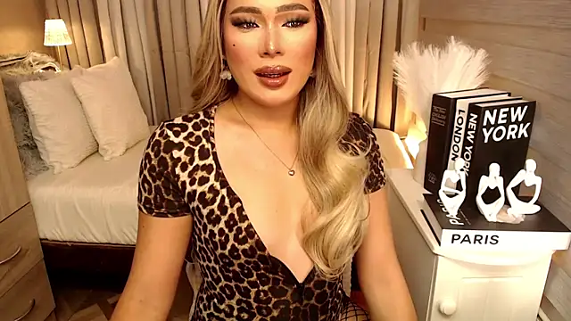 Missavacroft online show from September 14, 6:07 pm