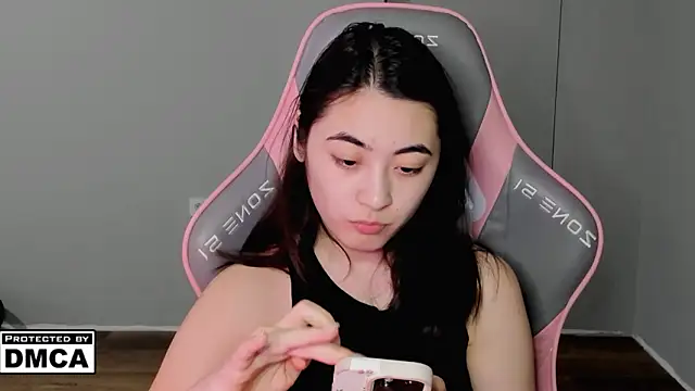 Snapshot of MeilideQian1 chatting on February 1, 12:59 pm MeilideQian1 online show from February 1, 12:59 pm