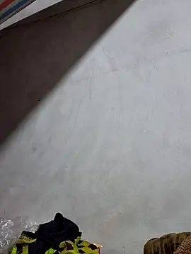 yoowwmr online show from November 12, 1:55 pm