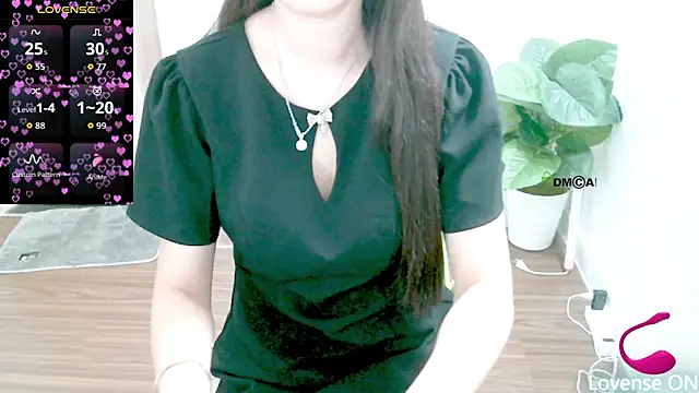 Snapshot of CandySugar_Sweet chatting on December 22, 7:27 am CandySugar Sweet online show from December 22, 7:27 am