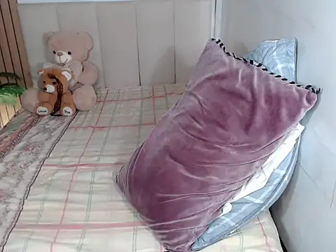 SluttyJedy online show from March 18, 4:32 pm