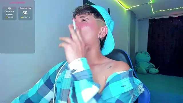 Jostin18 online show from December 22, 2:25 pm