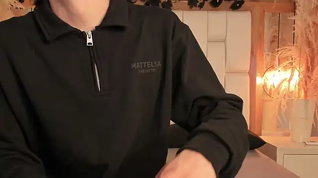 Daphne And Roger online show from January 10, 11:12 am