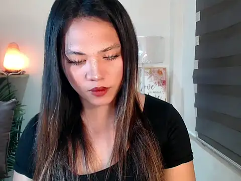 Snapshot of scarlett_brownx69 chatting on June 6, 5:01 am scarlett brownx69 online show from June 6, 5:01 am