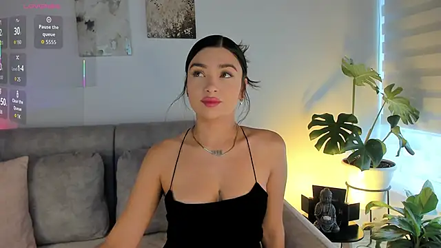 Estrer collins online show from October 23, 9:35 pm