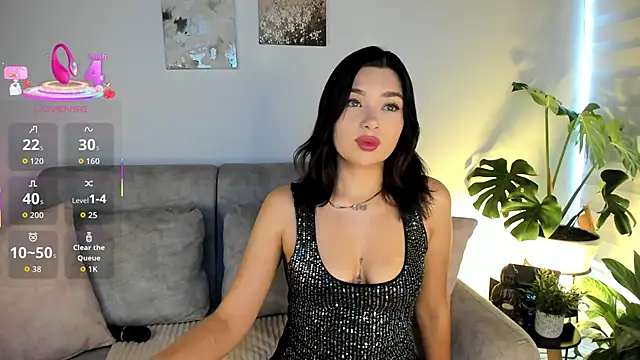 Estrer collins online show from November 26, 7:26 pm