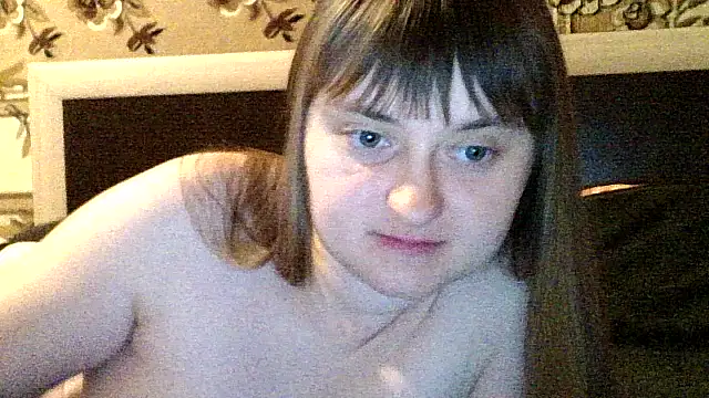 Snapshot of LuckyLust11 chatting on October 3, 10:45 am LuckyLust11 online show from October 3, 10:45 am