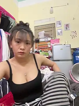 Snapshot of Aghenh chatting on December 16, 2:55 pm Aghenh online show from December 16, 2:55 pm