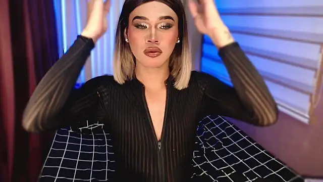 Snapshot of _tipsandchips chatting on November 10, 7:24 pm tipsandchips online show from November 10, 7:24 pm