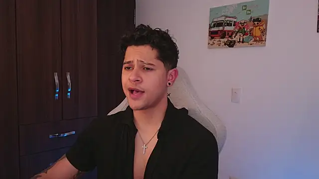 Snapshot of domsantiago_ chatting on September 9, 1:49 am domsantiago online show from September 9, 1:49 am