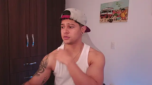 Snapshot of domsantiago_ chatting on September 10, 4:12 am domsantiago online show from September 10, 4:12 am