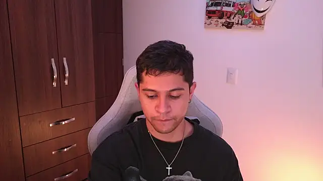 Snapshot of domsantiago_ chatting on November 11, 2:44 am domsantiago online show from November 11, 2:44 am