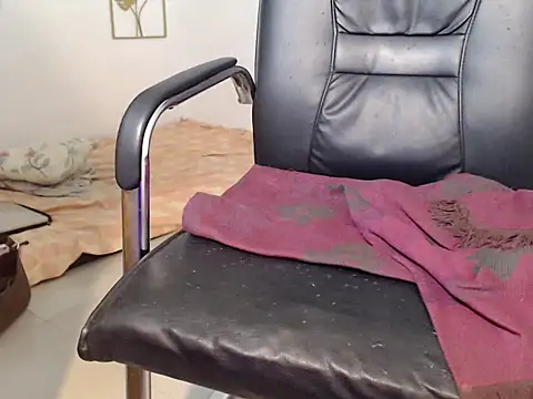 liannexfuckdoll online show from October 4, 1:25 am