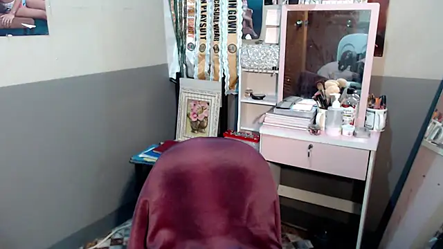 Snapshot of miya_khali chatting on October 30, 4:41 pm miya khali online show from October 30, 4:41 pm