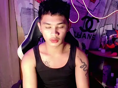 asianhardcock25 online show from November 4, 7:46 pm