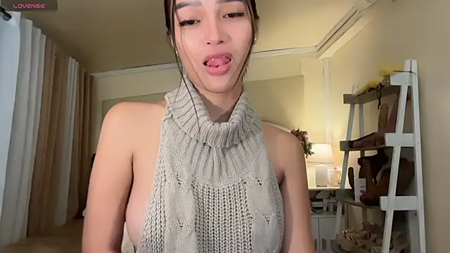  agatha143  online show from May 19, 3:02 am