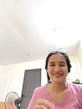 Shulee21 online show from October 4, 4:32 am