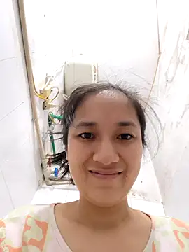 Shulee21 online show from October 19, 6:25 am