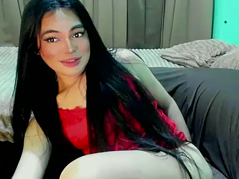 Snapshot of Sweetpeaxx chatting on June 22, 8:17 pm Sweetpeaxx online show from June 22, 8:17 pm