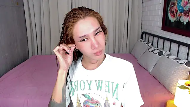 TRANSGODDESSA online show from November 16, 8:09 am