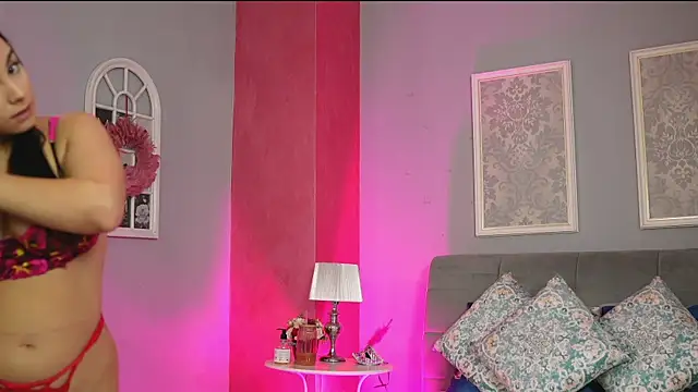Snapshot of ScarletVex chatting on June 23, 5:11 pm ScarletVex online show from June 23, 5:11 pm