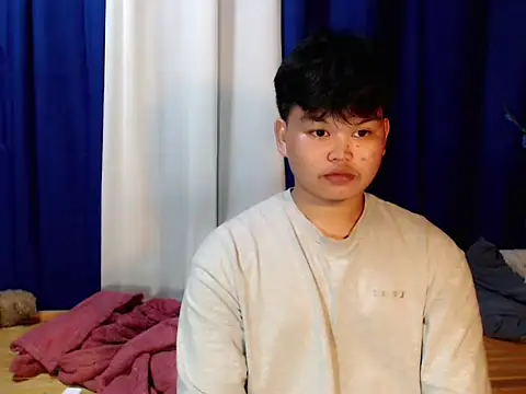 Snapshot of Reynelcock chatting on December 1, 3:50 pm Reynelcock online show from December 1, 3:50 pm