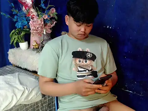 Reynelcock online show from January 17, 3:28 pm