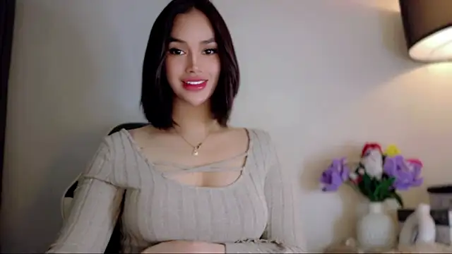 Snapshot of anna_lala7 chatting on July 14, 12:13 am anna lala7 online show from July 14, 12:13 am