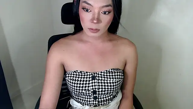 Snapshot of yourhotfuckingvanessa chatting on October 15, 2:22 am yourhotfuckingvanessa online show from October 15, 2:22 am