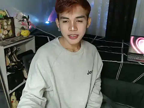 Snapshot of urhot_chany chatting on July 1, 8:08 pm urhot chany online show from July 1, 8:08 pm