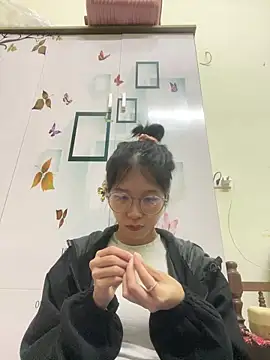 meomeo2k6 online show from November 22, 1:54 pm