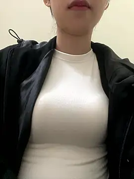 meomeo2k6 online show from January 15, 2:32 pm