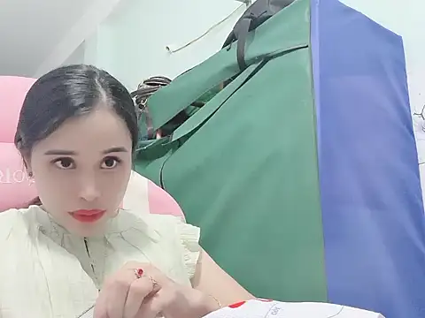 Snapshot of Prudenn_2k chatting on October 28, 6:21 pm Prudenn 2k online show from October 28, 6:21 pm