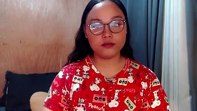 Snapshot of _Lylia chatting on October 6, 5:49 am  Lylia online show from October 6, 5:49 am