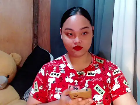 Snapshot of _Lylia chatting on December 2, 4:51 am Lylia online show from December 2, 4:51 am