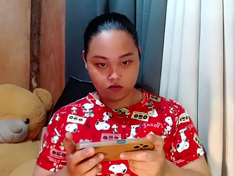 Snapshot of _Lylia chatting on December 3, 8:12 am Lylia online show from December 3, 8:12 am